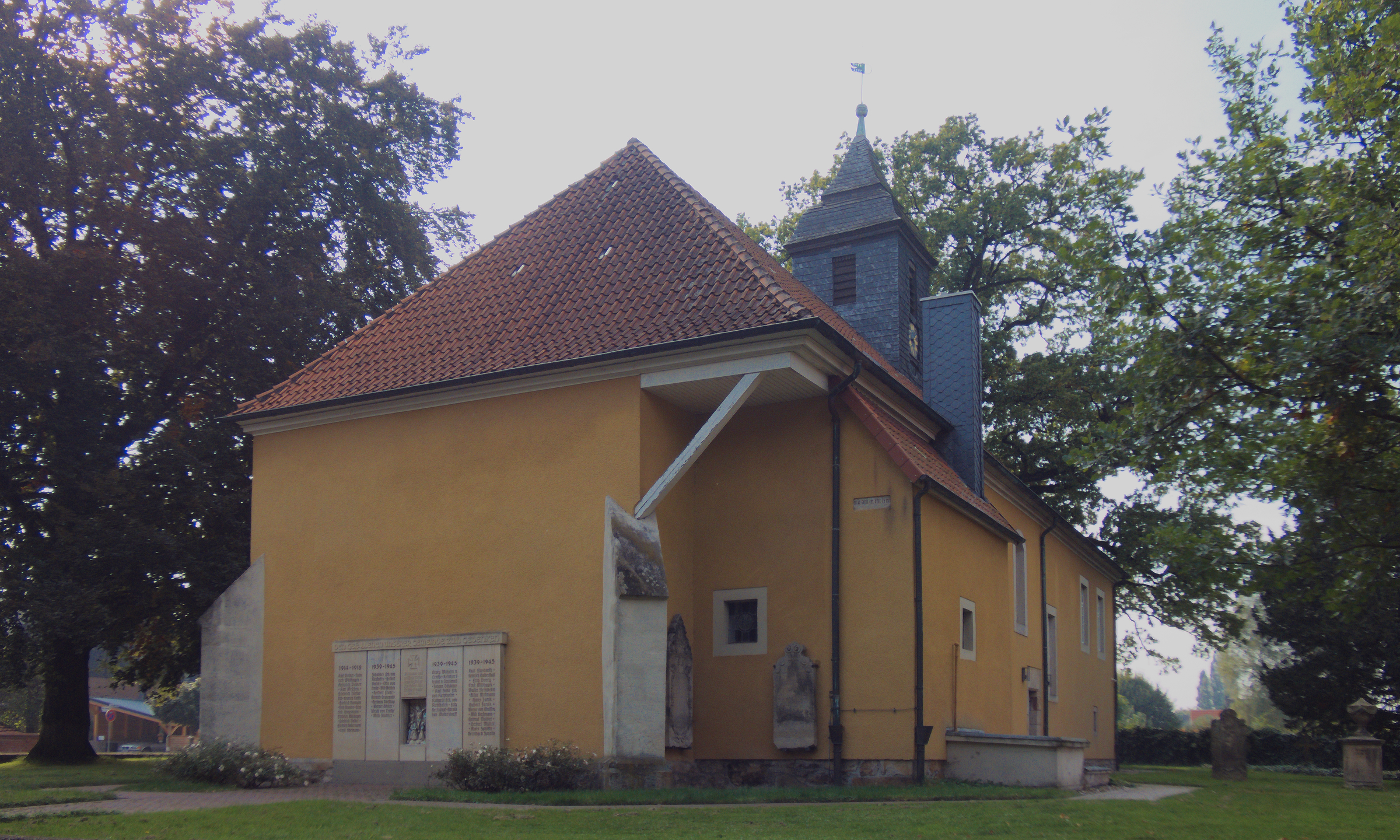 assets/pix/2025/Kirche_zu_den_10.000_Rittern-Lenthe-ONO.jpg